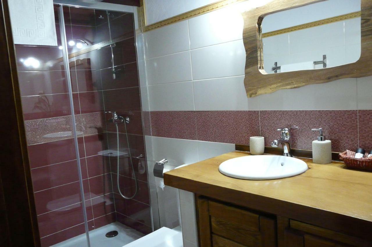 Apartamentos La Condesa Valmeo Exterior foto