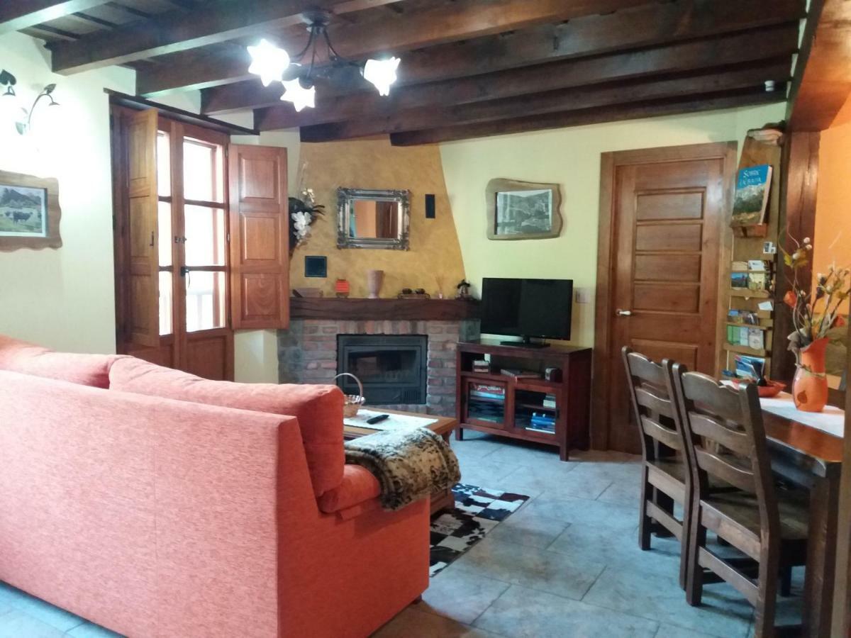 Apartamentos La Condesa Valmeo Exterior foto